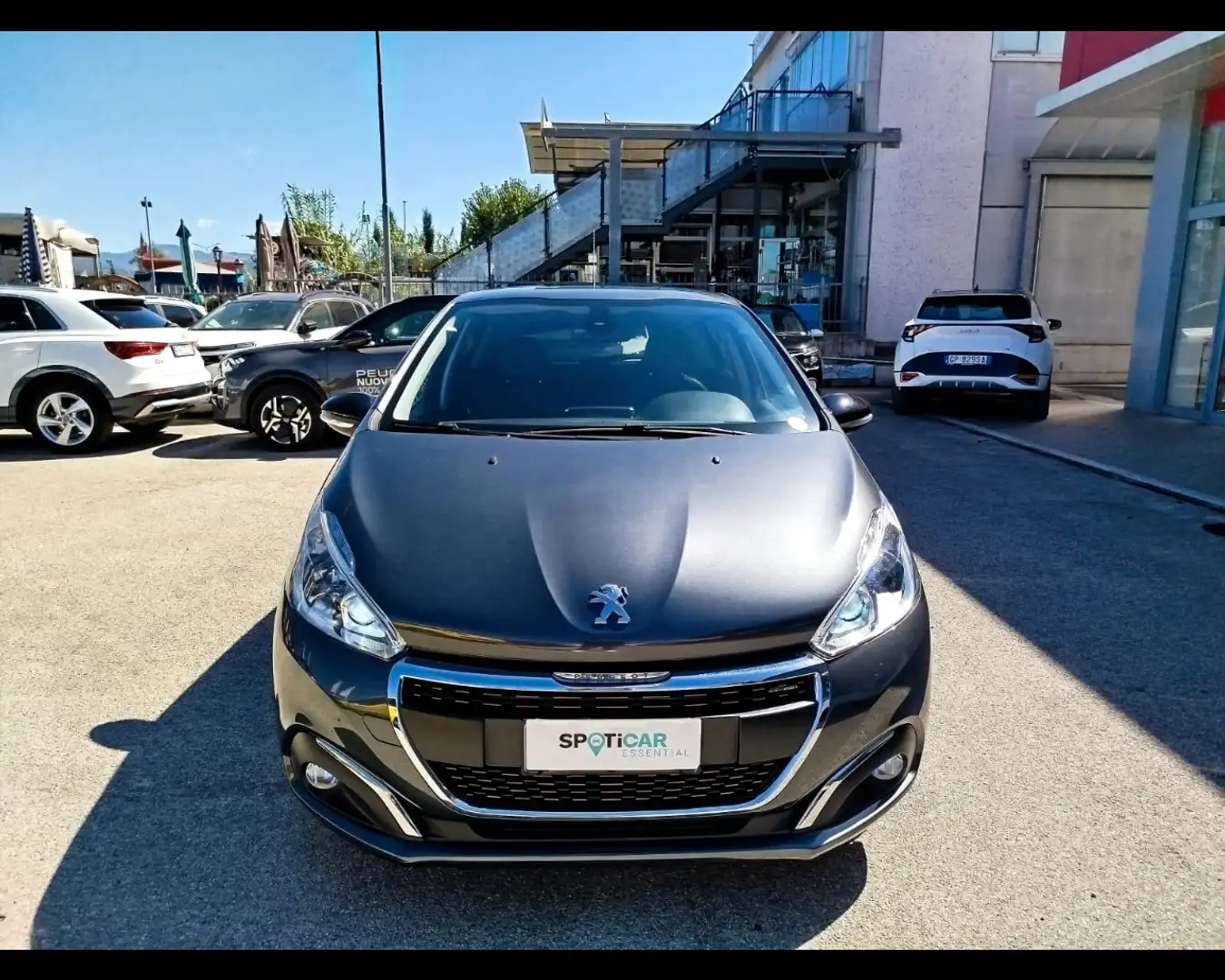 Peugeot 208 5 Porte 1.2 PureTech Turbo GT Line Grigio - 2