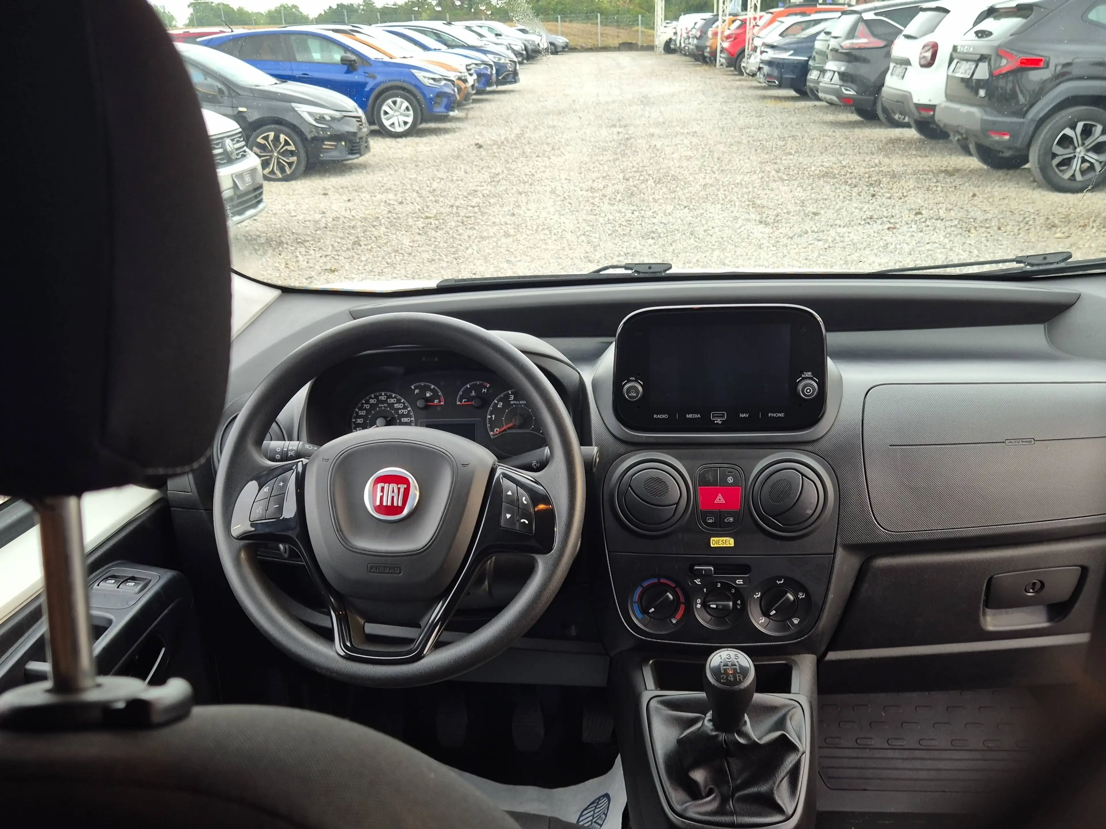 Fiat Fiorino FIORINO CARGO DIESEL - Fiorino 1.3 Multijet SX Ecojet (EU6d) — photo 6