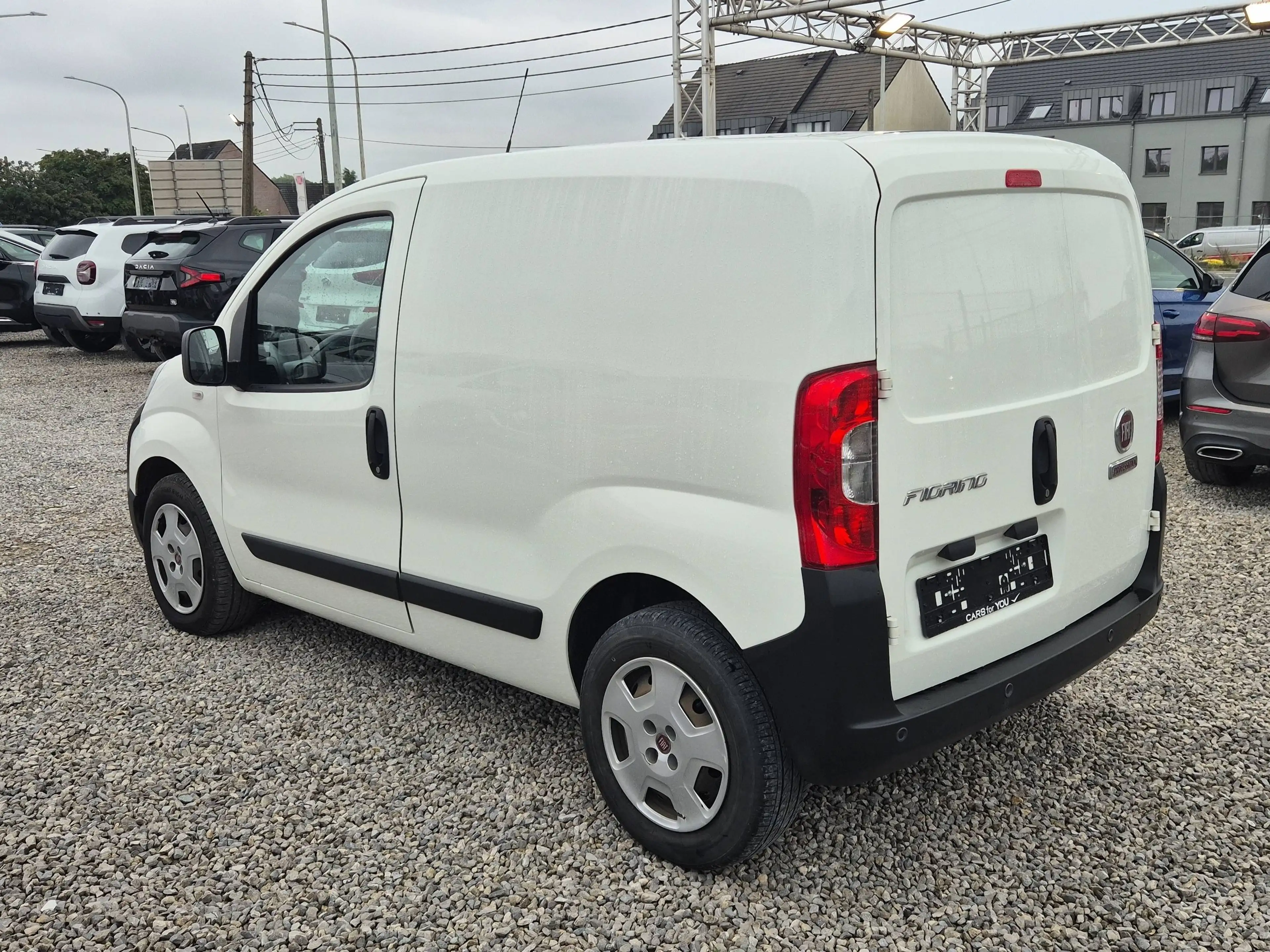 Fiat Fiorino FIORINO CARGO DIESEL - Fiorino 1.3 Multijet SX Ecojet (EU6d) — photo 3