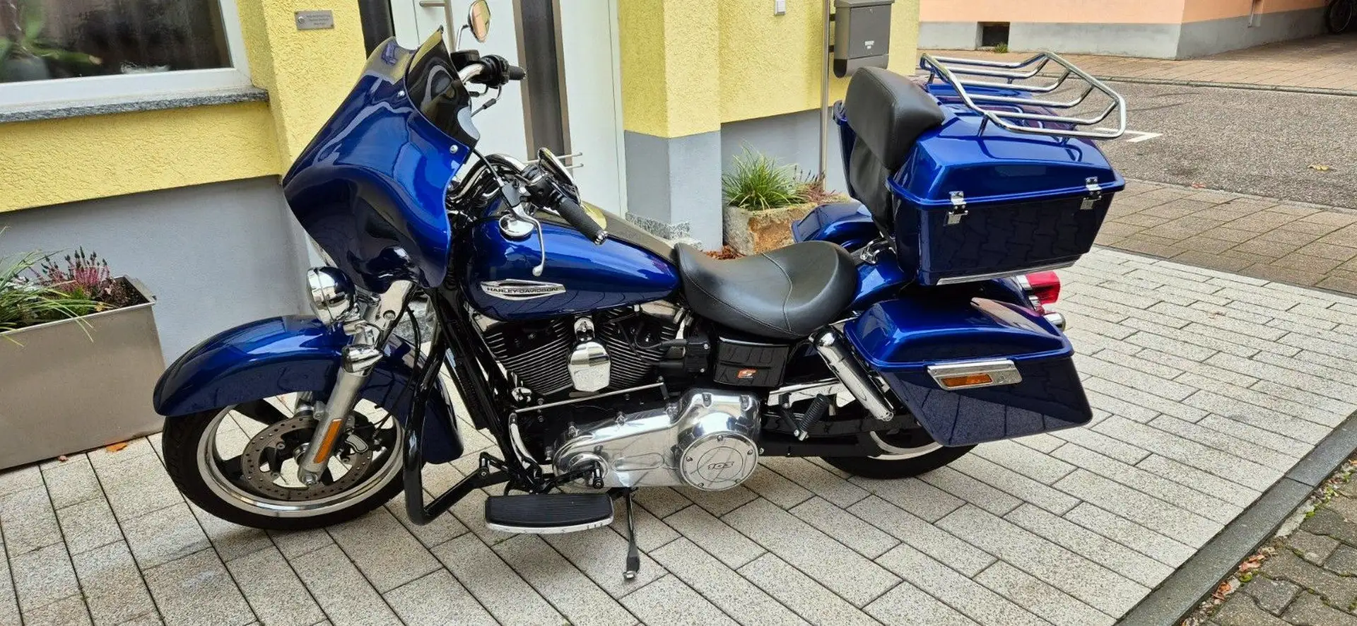 Harley-Davidson Dyna Switchback Bleu - 1