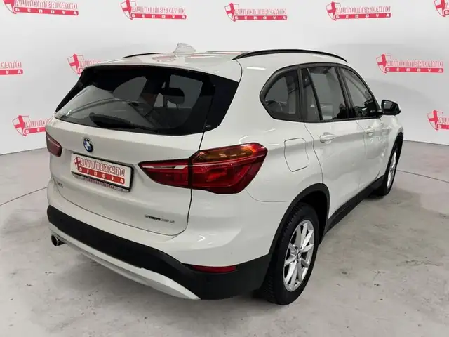 BMW X1 view 4