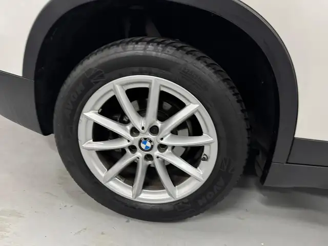 BMW X1 view 5