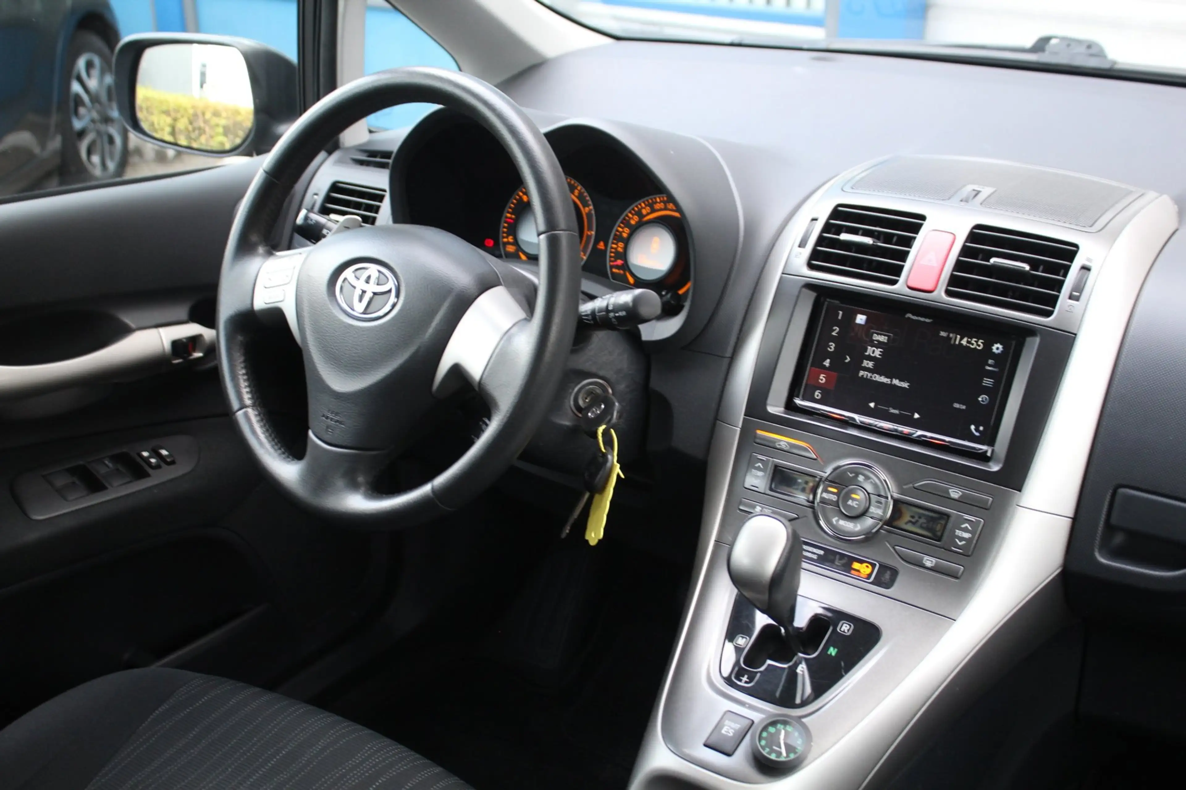 Toyota Auris 1.6-16V Sol | Automaat | Trekhaak | Camera | Clima — photo 13