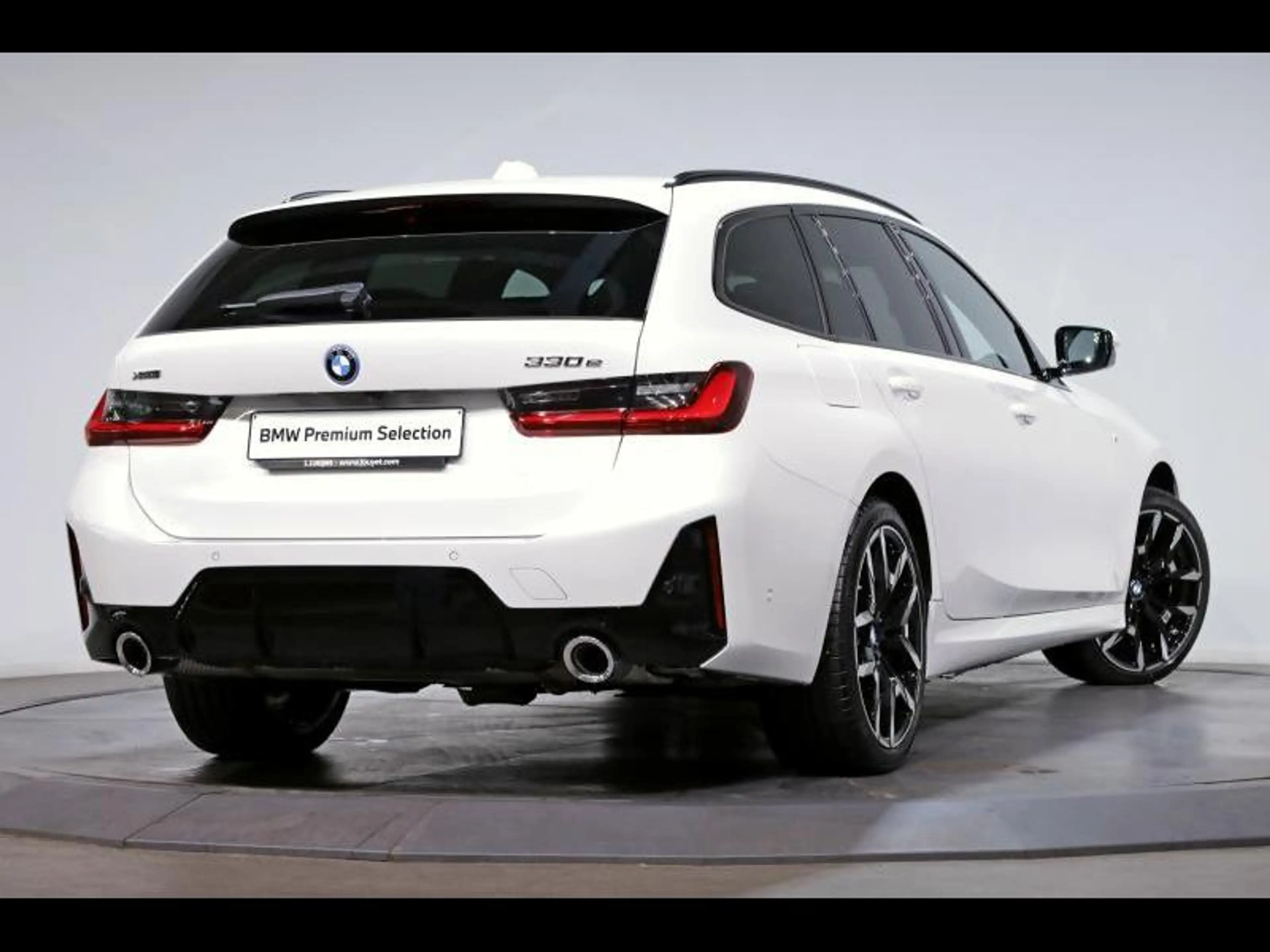 BMW 330 e xDrive Touring Kit M Sport — photo 5