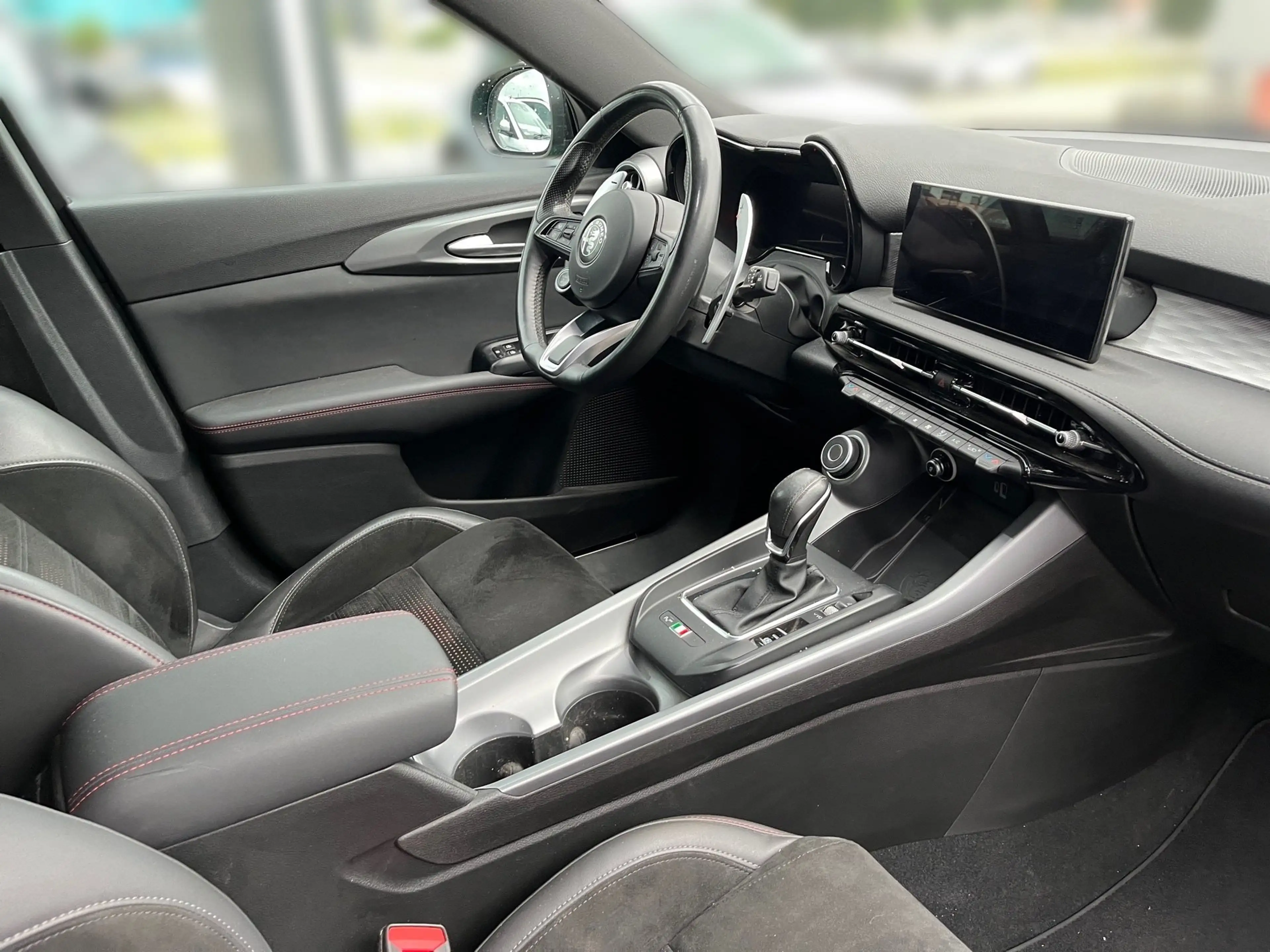 Alfa Romeo Tonale Edizione Speciale - 1,5 130 PS MHEV — photo 15
