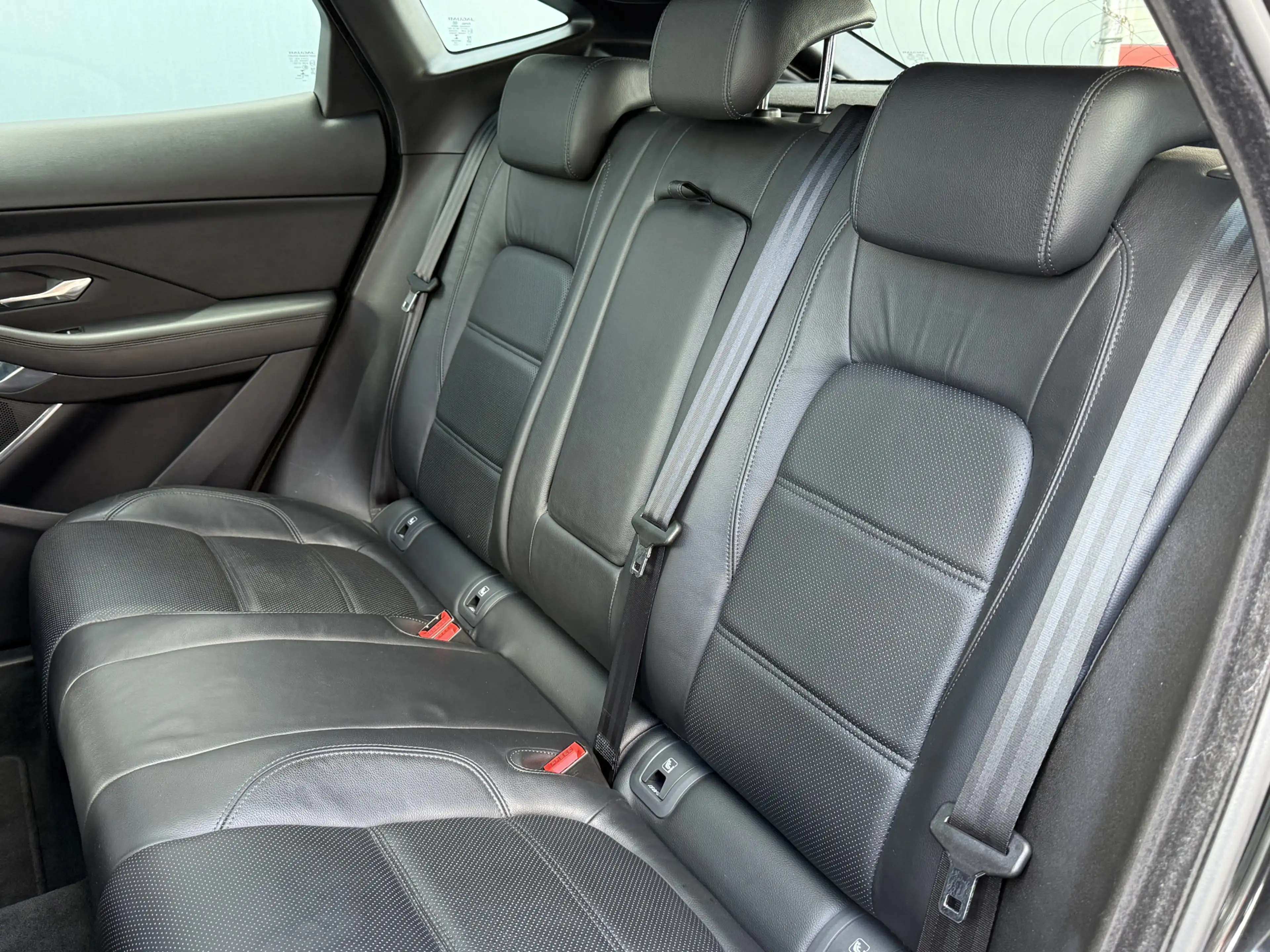 Jaguar E-Pace BWJ 2018 2.0 249 PK P250 AWD HSE AUTOMAAT | NIEUW — photo 7