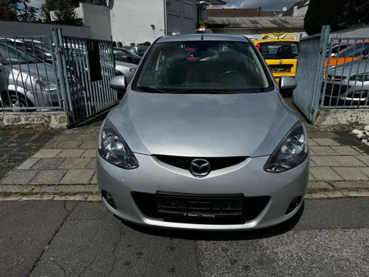 Mazda 2