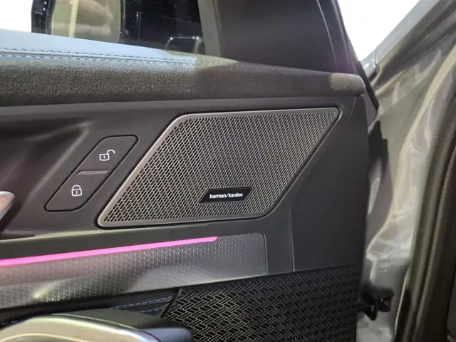 BMW X2 view 23