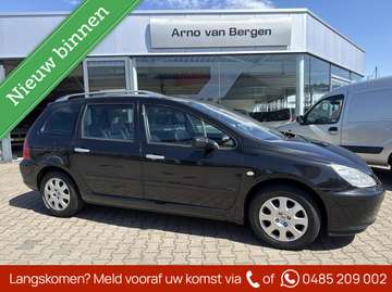 SW 1.6 16V Pack, AUTOMAAT, lederen interieur, clim