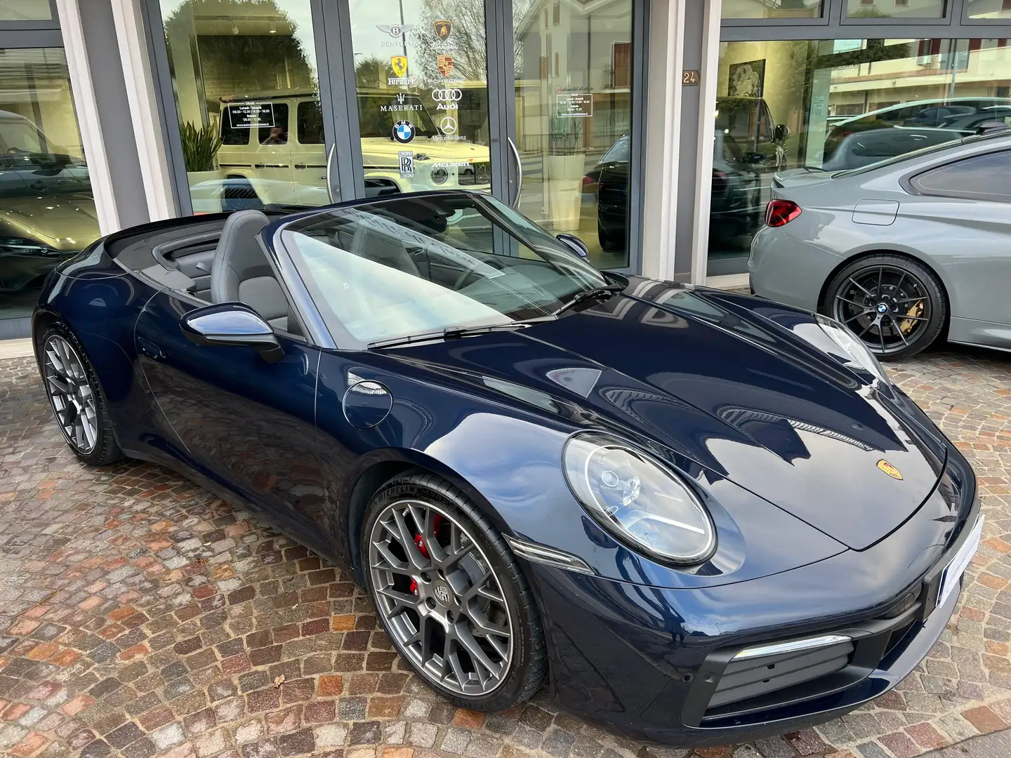 Porsche 992 911 Cabrio 3.0 Carrera-385 cv- UFFICIALE-FULL! Blu/Azzurro - 1