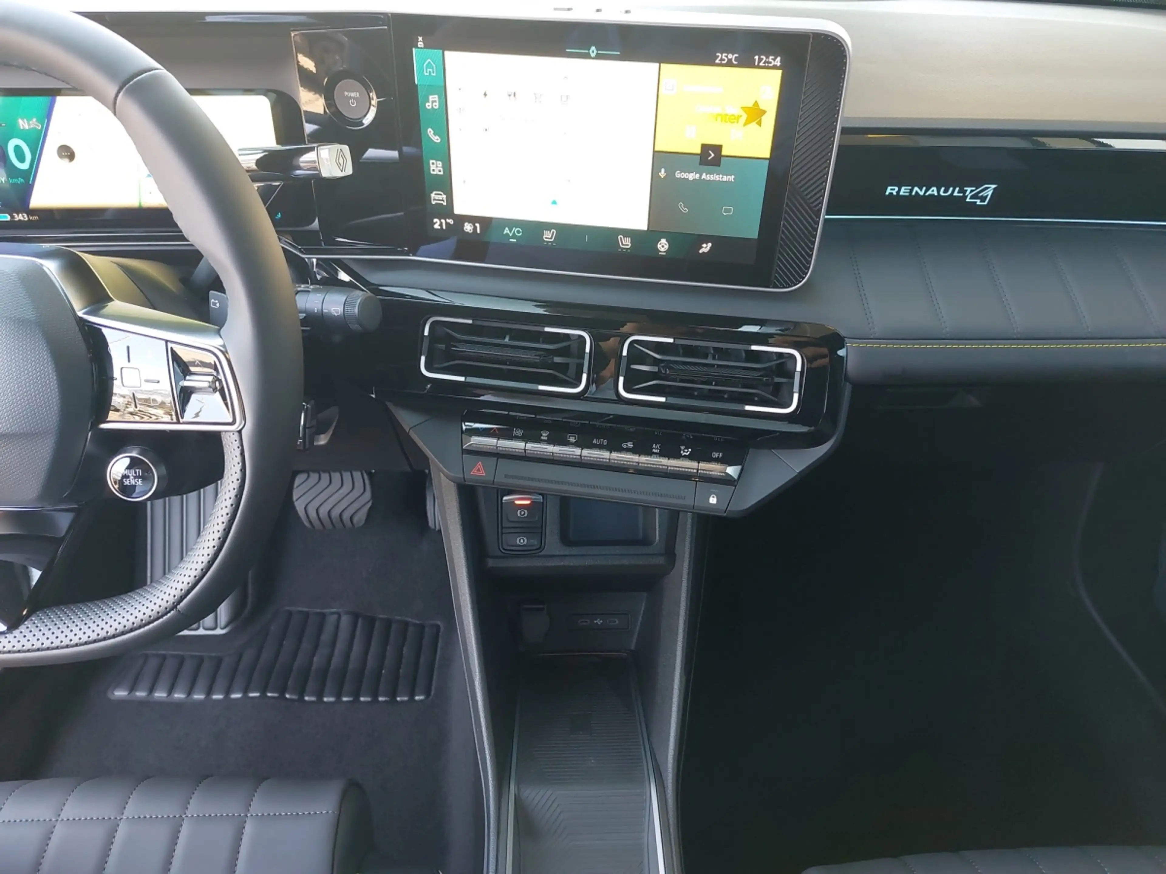 Renault R 4 E-Tech 150 PS 52kWh Comfort Range Iconic Plein Sud — photo 9