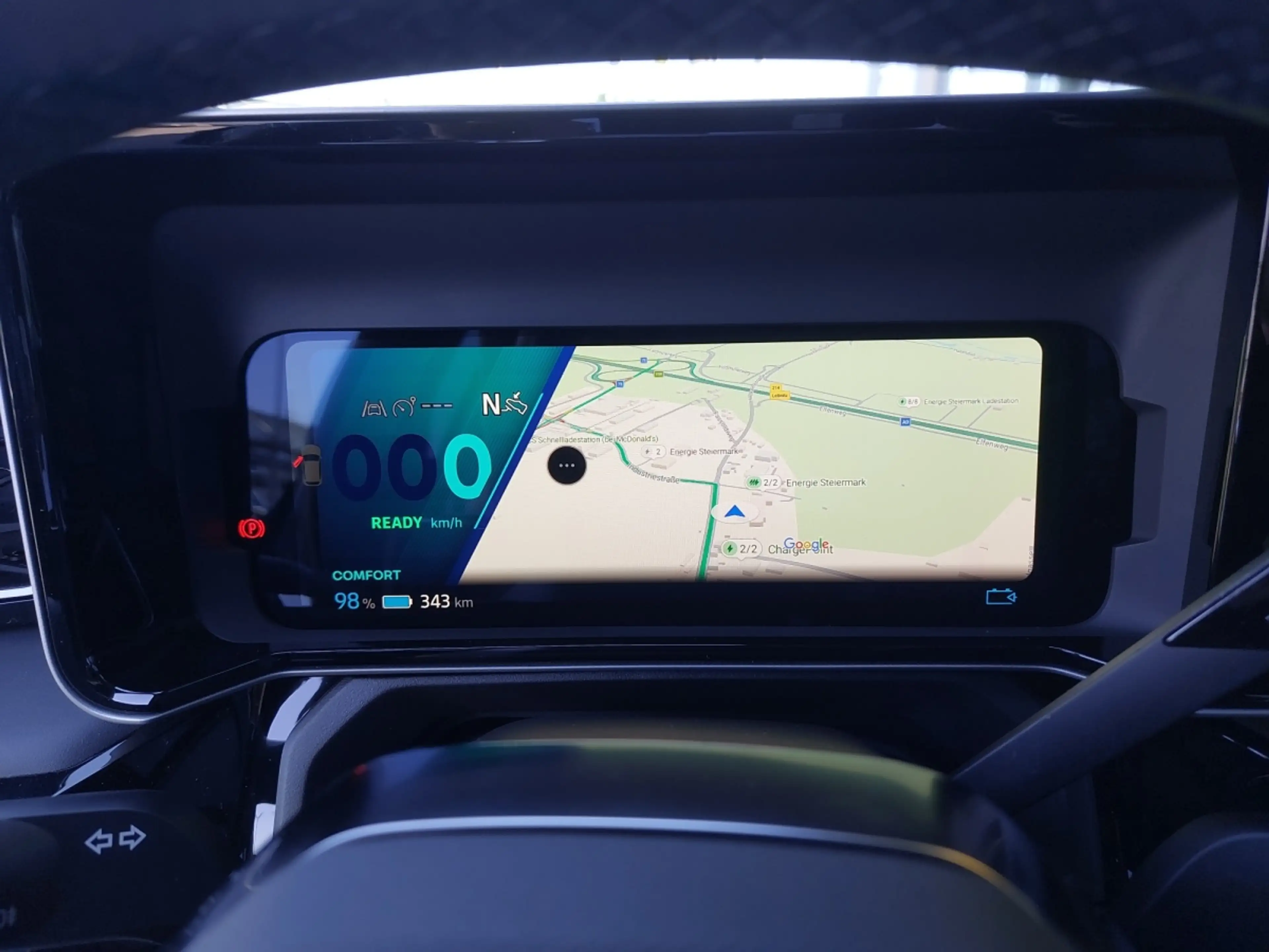 Renault R 4 E-Tech 150 PS 52kWh Comfort Range Iconic Plein Sud — photo 15