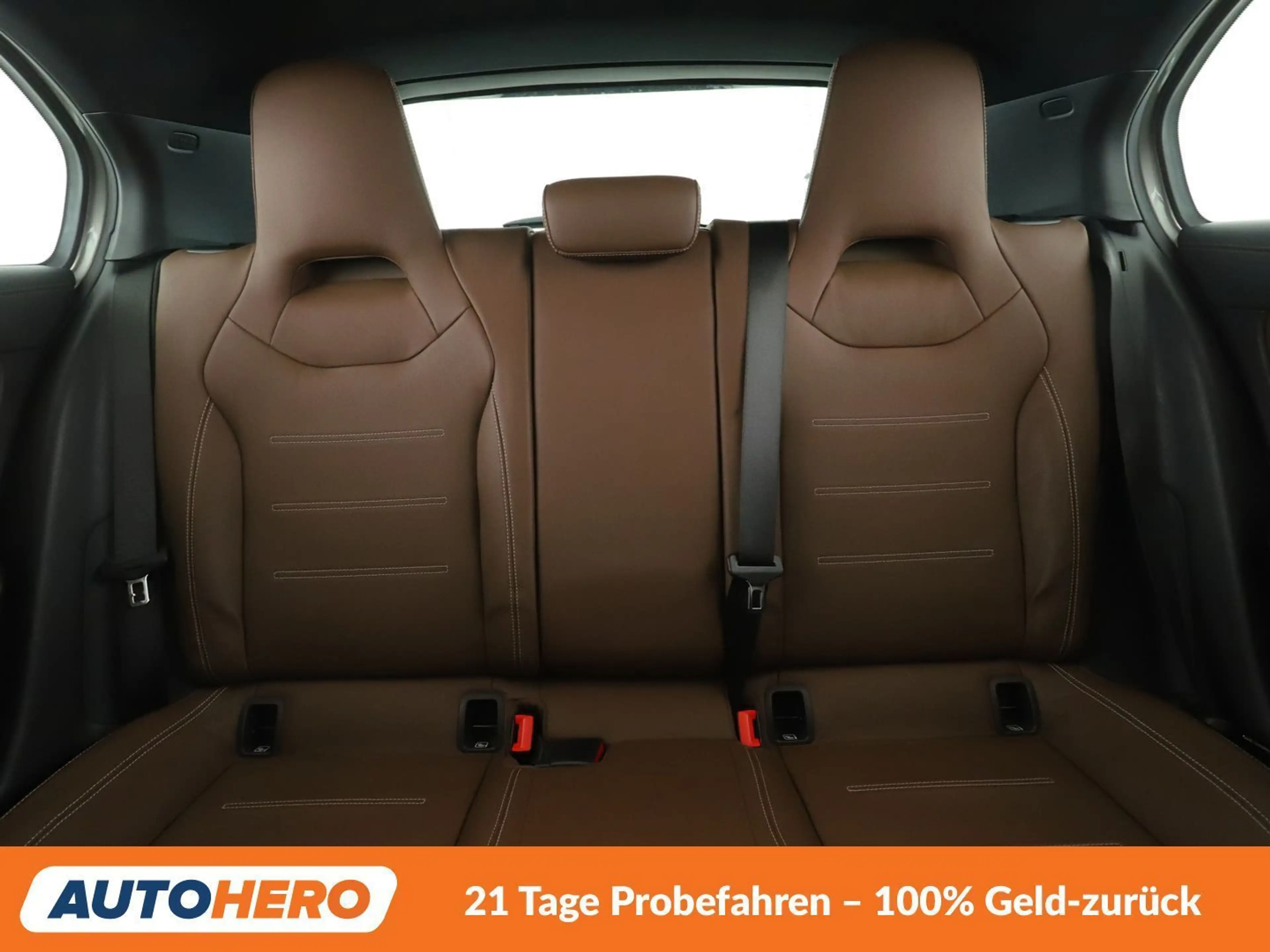 Mercedes-Benz A 35 AMG A 35 AMG 4Matic Aut.*NAV*LED*TEMP*CAM*PDC*SHZ*ALU* — photo 15