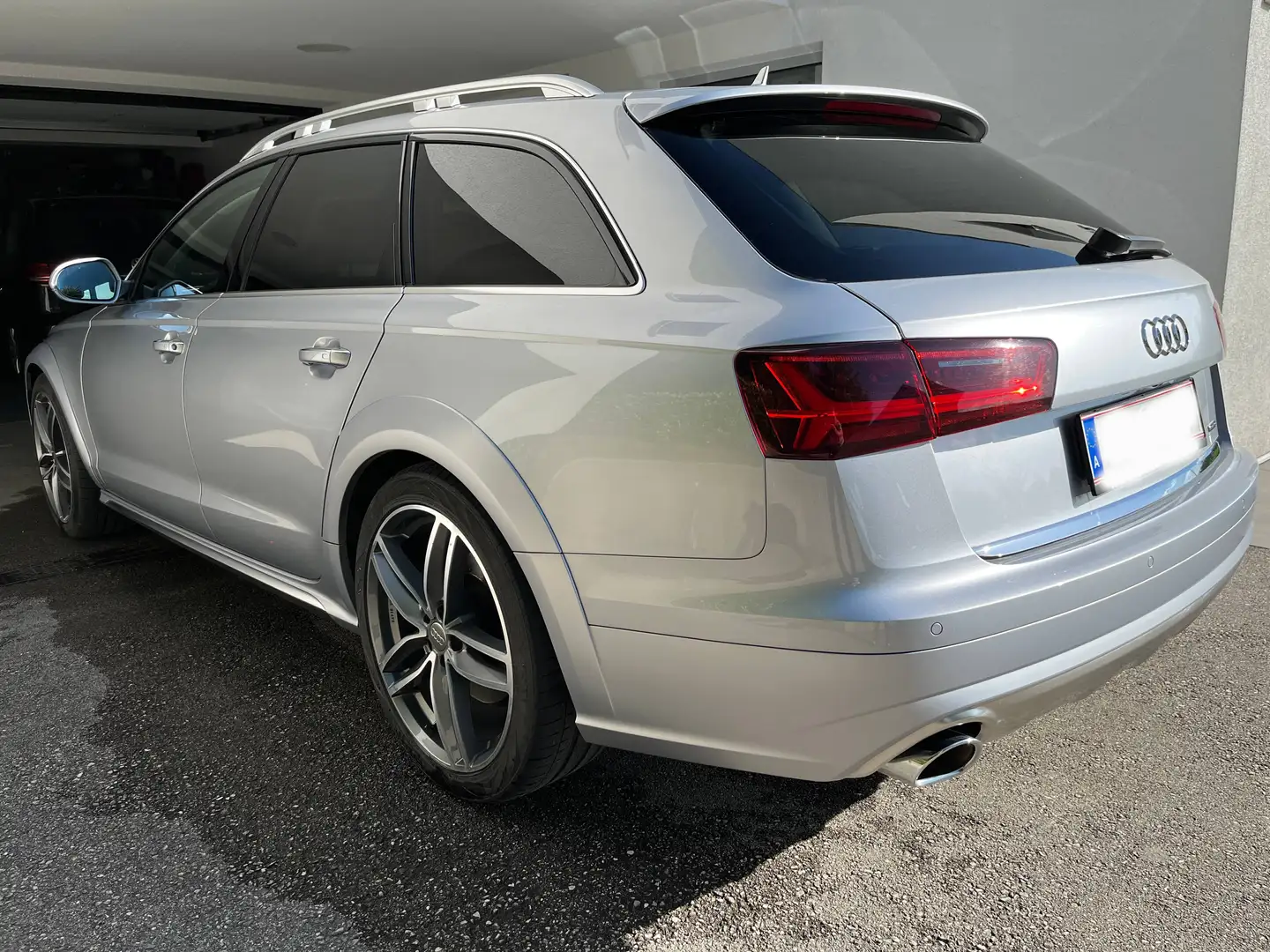 Audi A6 allroad A6 Allroad 3,0 TDI quattro S-tronic Silber - 2