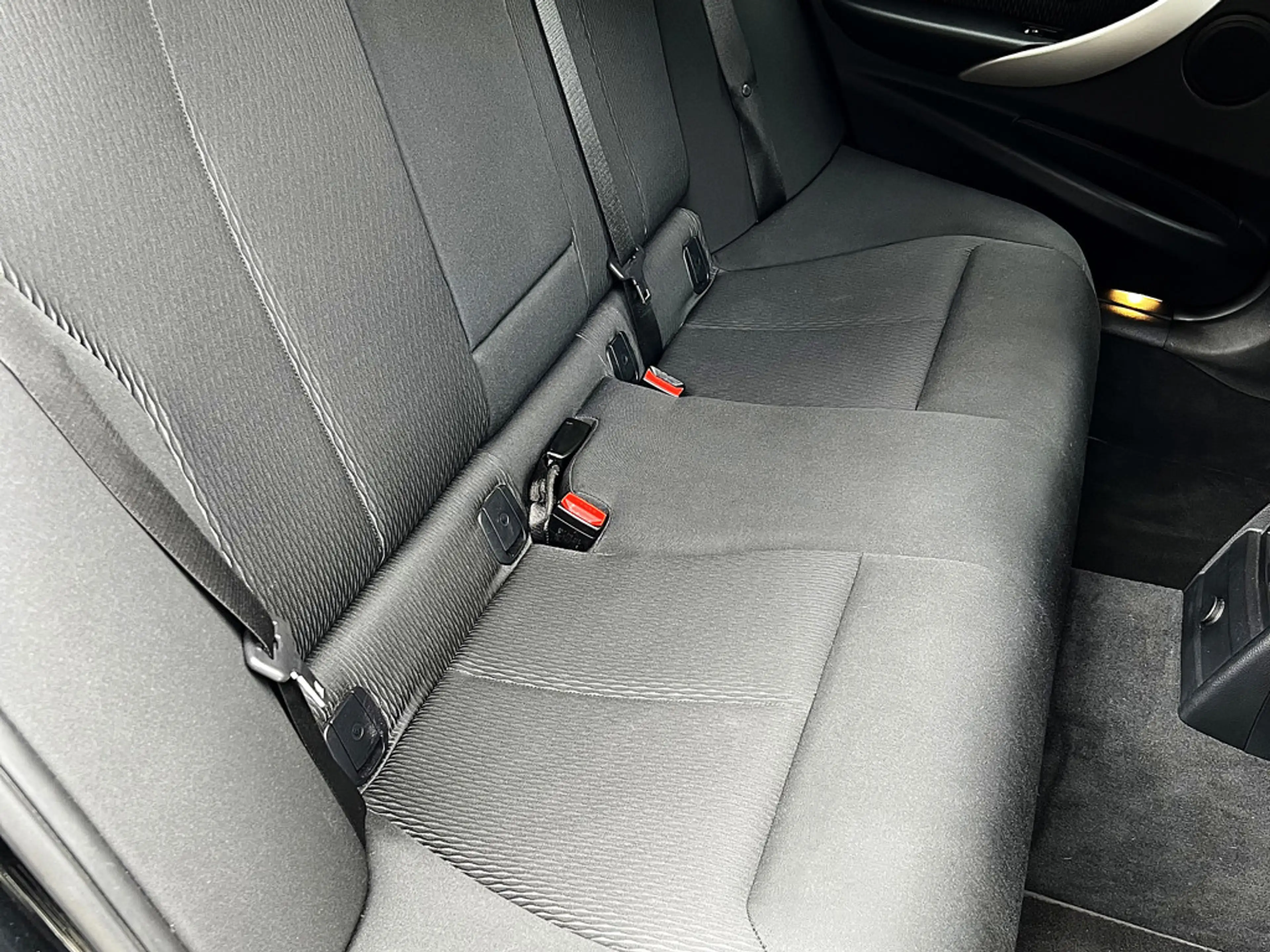 BMW 318 3-serie Touring 318i Executive — photo 9