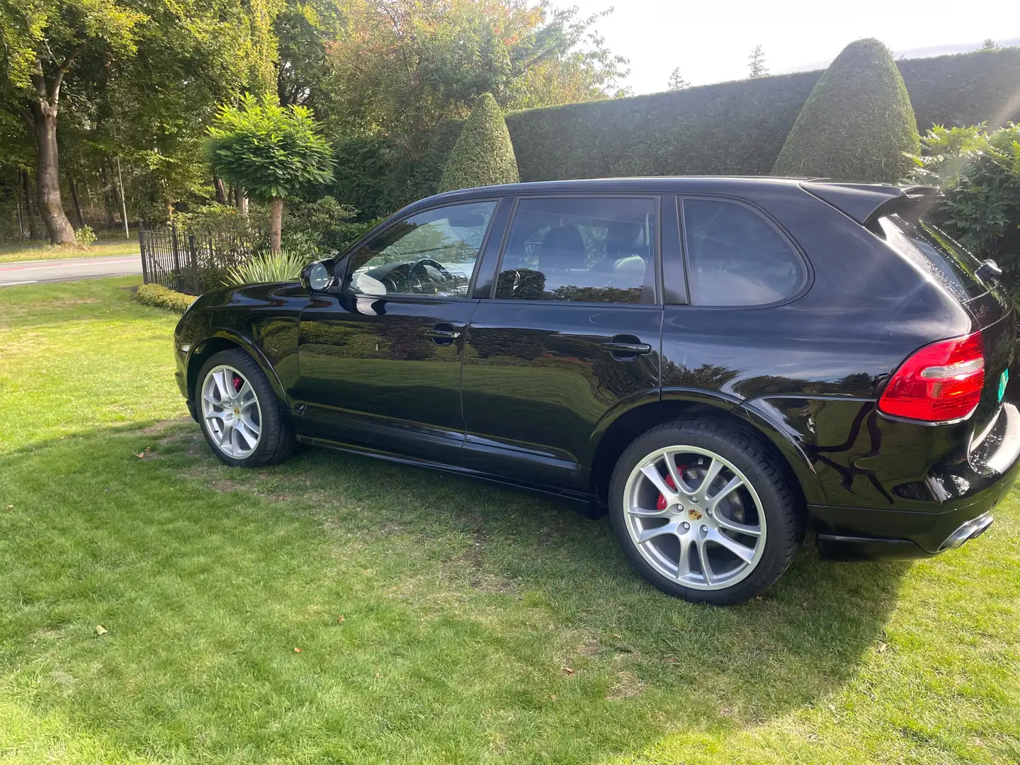 Porsche Cayenne 4.8 GTS Zwart - 2
