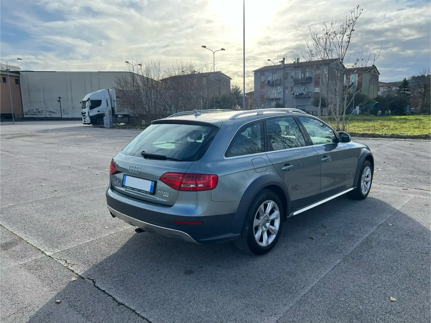 Audi A4 allroad 2.0 tdi Advanced - 2