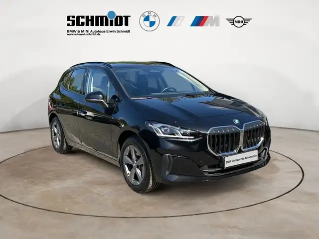 BMW 2 Series view 8