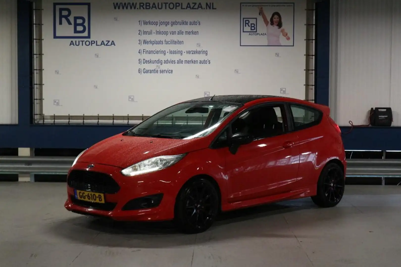 Ford Fiesta 1.0 EcoBoost Red Edition / ST LOOKS / 140 PK / UNI Rouge - 1