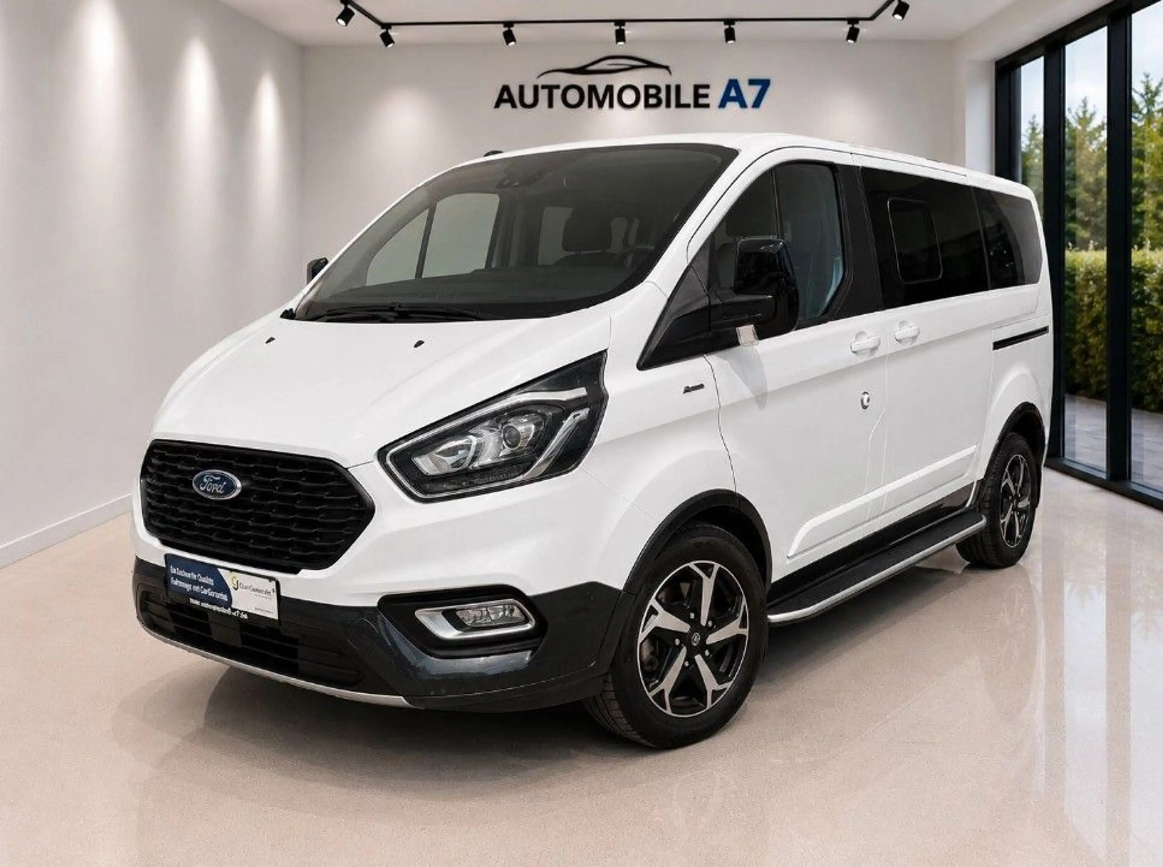 Ford Tourneo Custom 320 L1H1 Active*8-SITZER/1.HAND* — photo 3