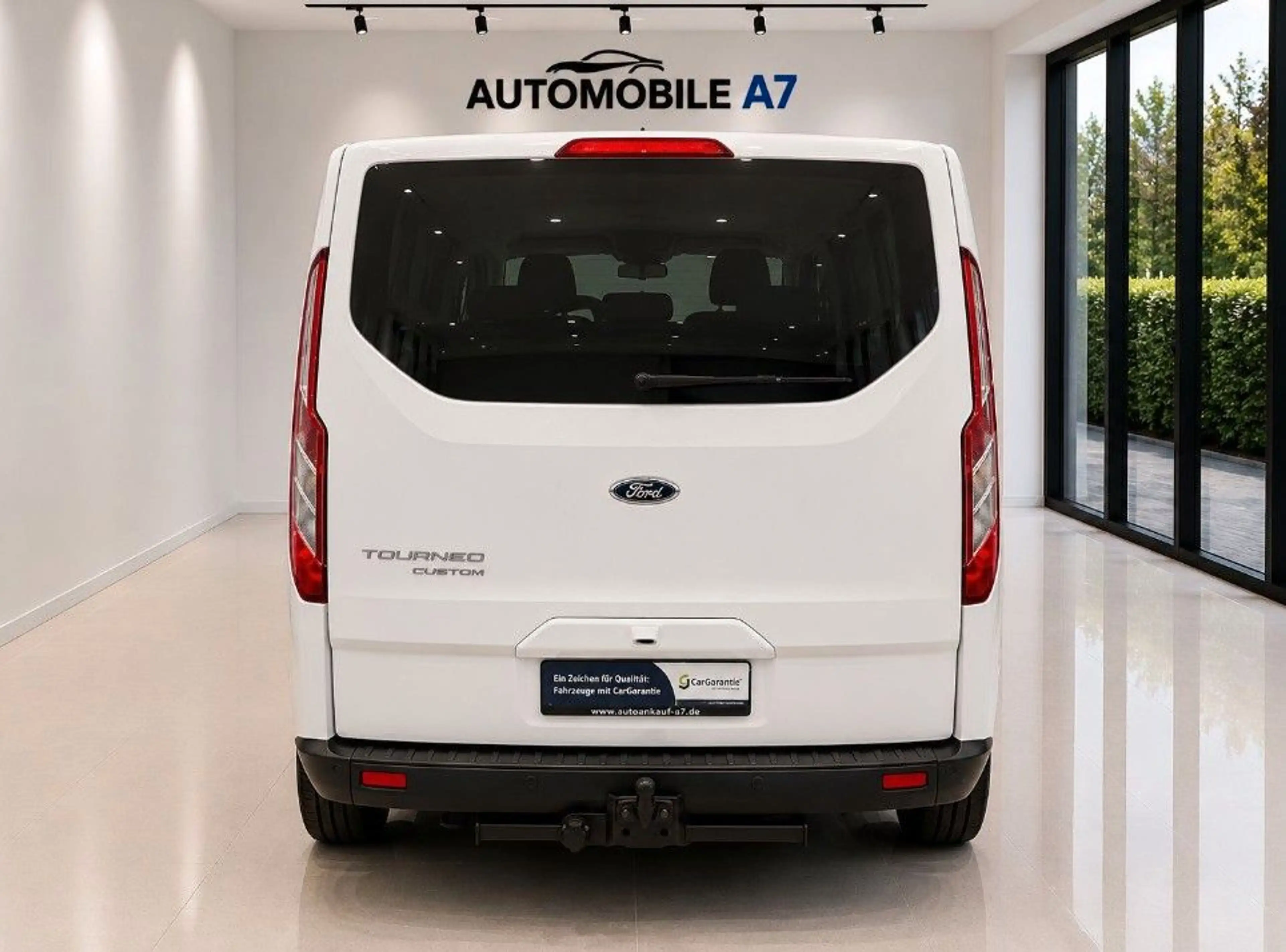 Ford Tourneo Custom 320 L1H1 Active*8-SITZER/1.HAND* — photo 5