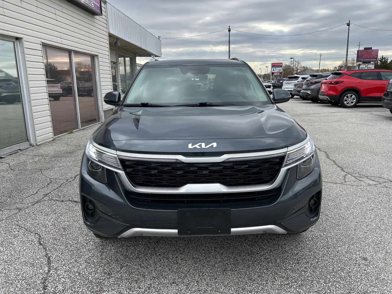 Kia Seltos снимка Kia Seltos