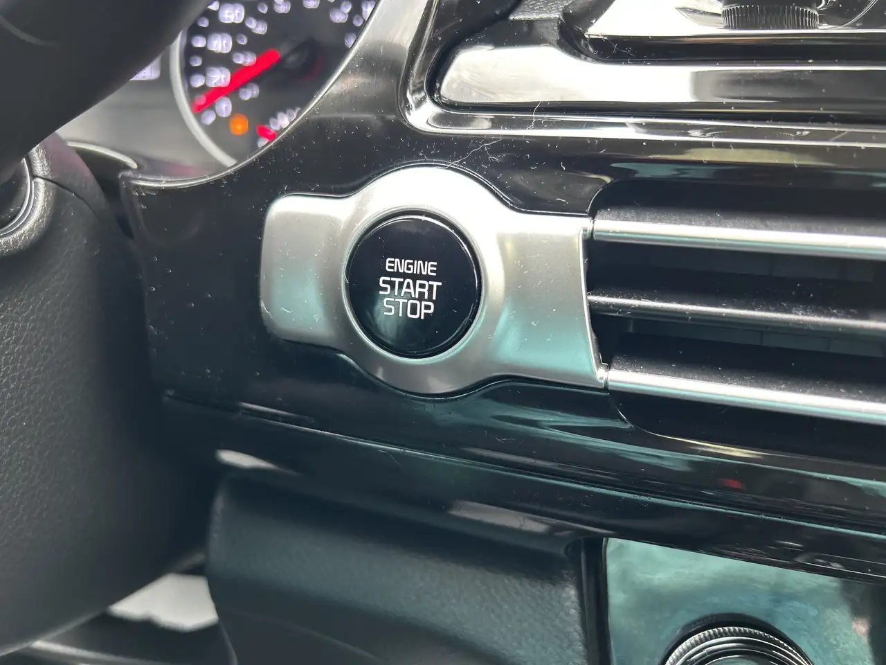 Kia Seltos снимка Kia Seltos