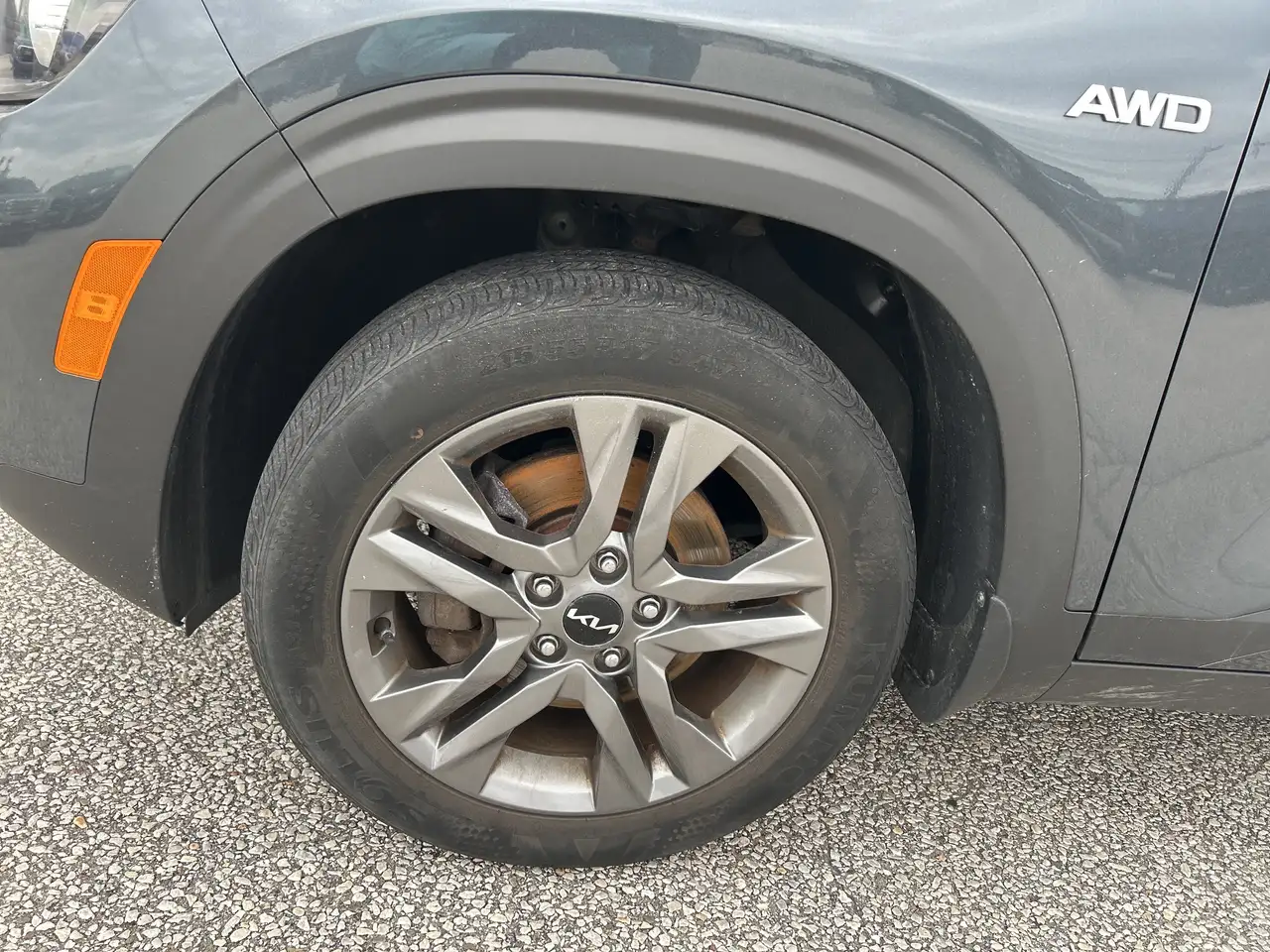 Kia Seltos снимка Kia Seltos
