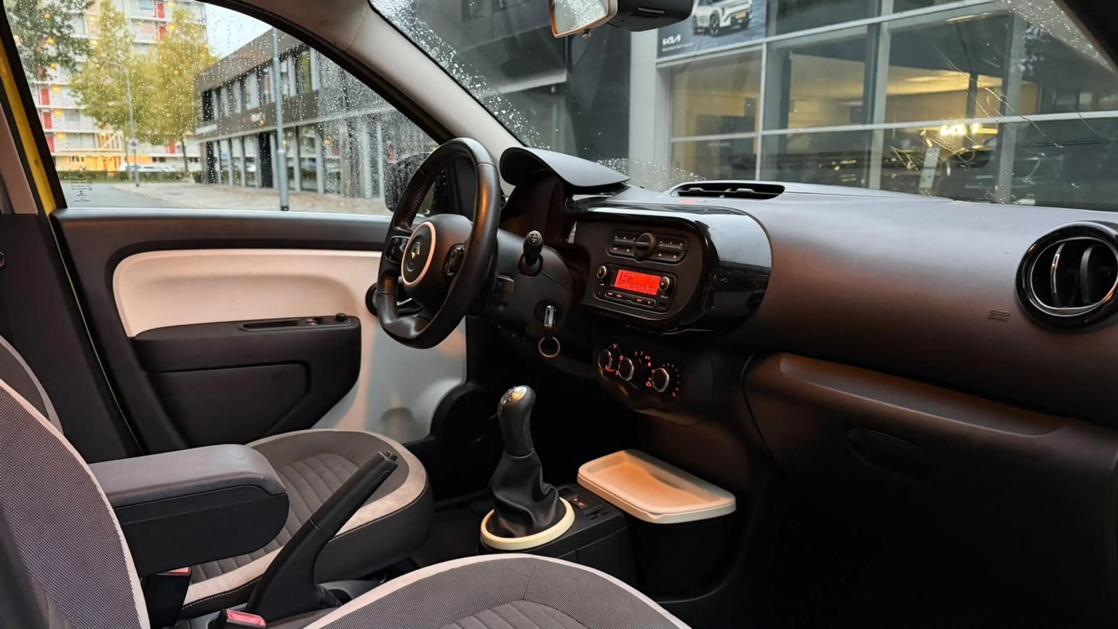 Renault Twingo 2015 1.0 SCe | NWE APK & grote beurt | Zuinig — photo 13
