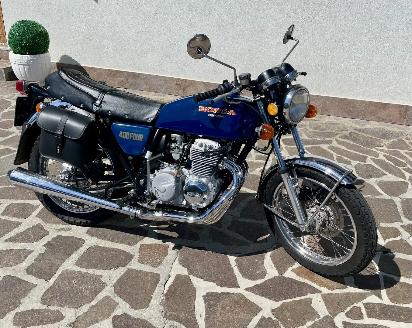 Honda CB 400 - 1