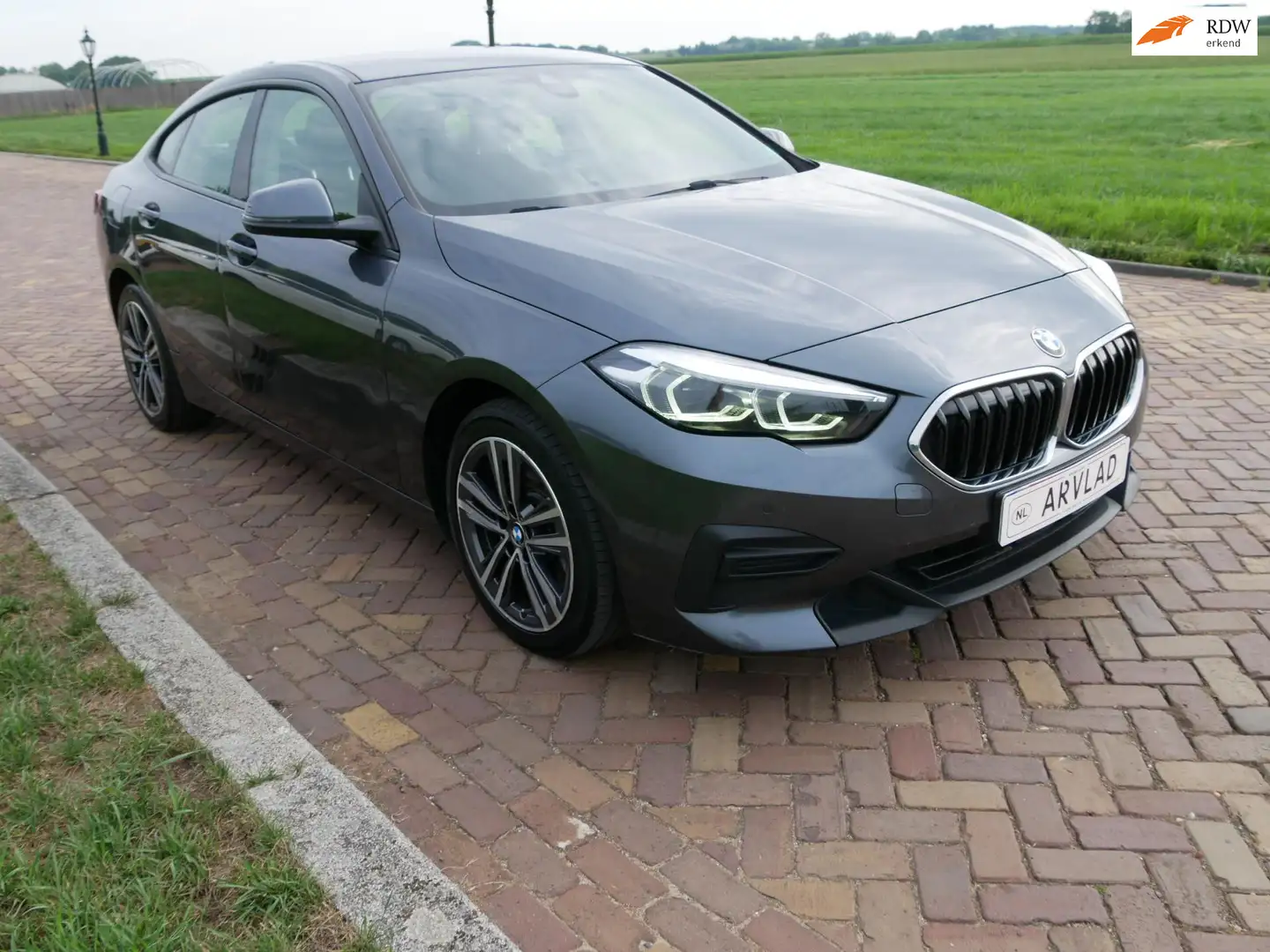 BMW 220 2-serie Gran Coupé 220d Business AUT. CLIMA NAVI * Grijs - 1