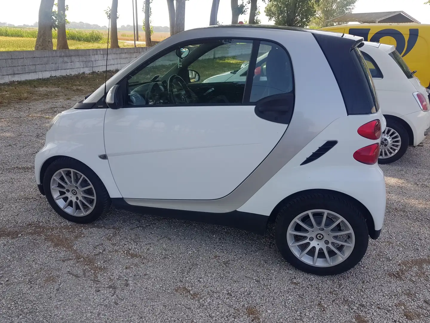 smart forTwo 1000 52 kW coupé passion Weiß - 1