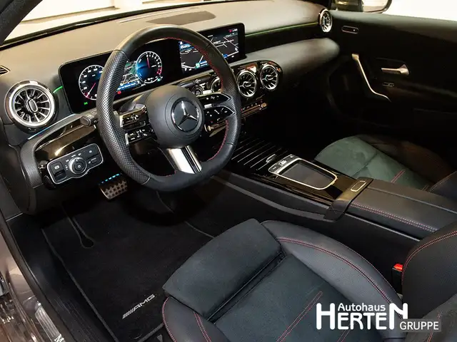 Mercedes-Benz A-Class view 8