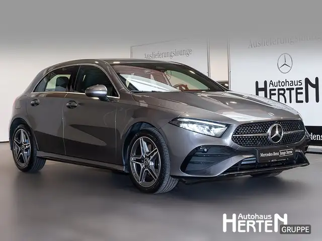 Mercedes-Benz A-Class view 3