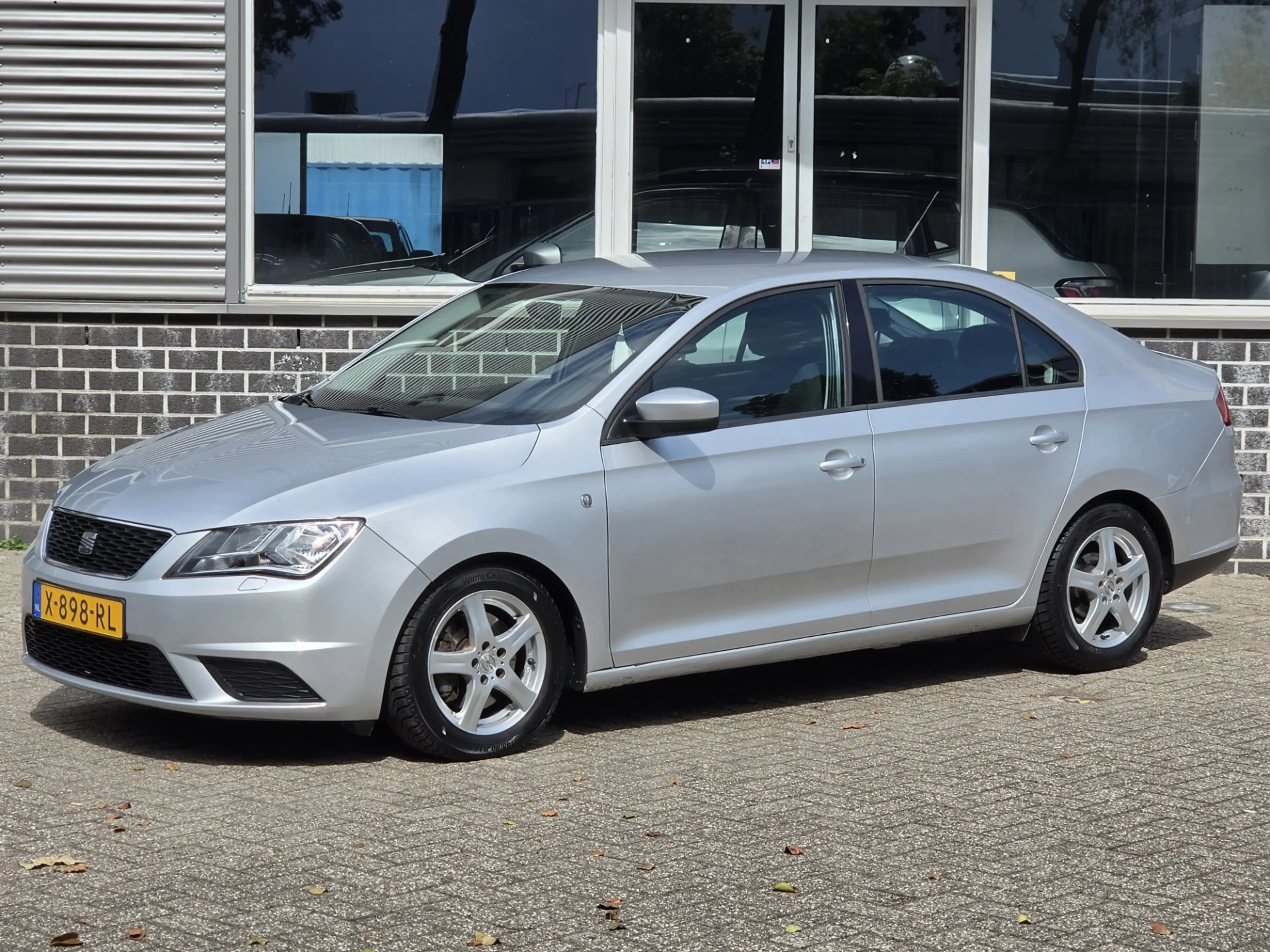 SEAT Toledo 1.2 TSI Businessline High Stoelverwarming Airco — photo 2