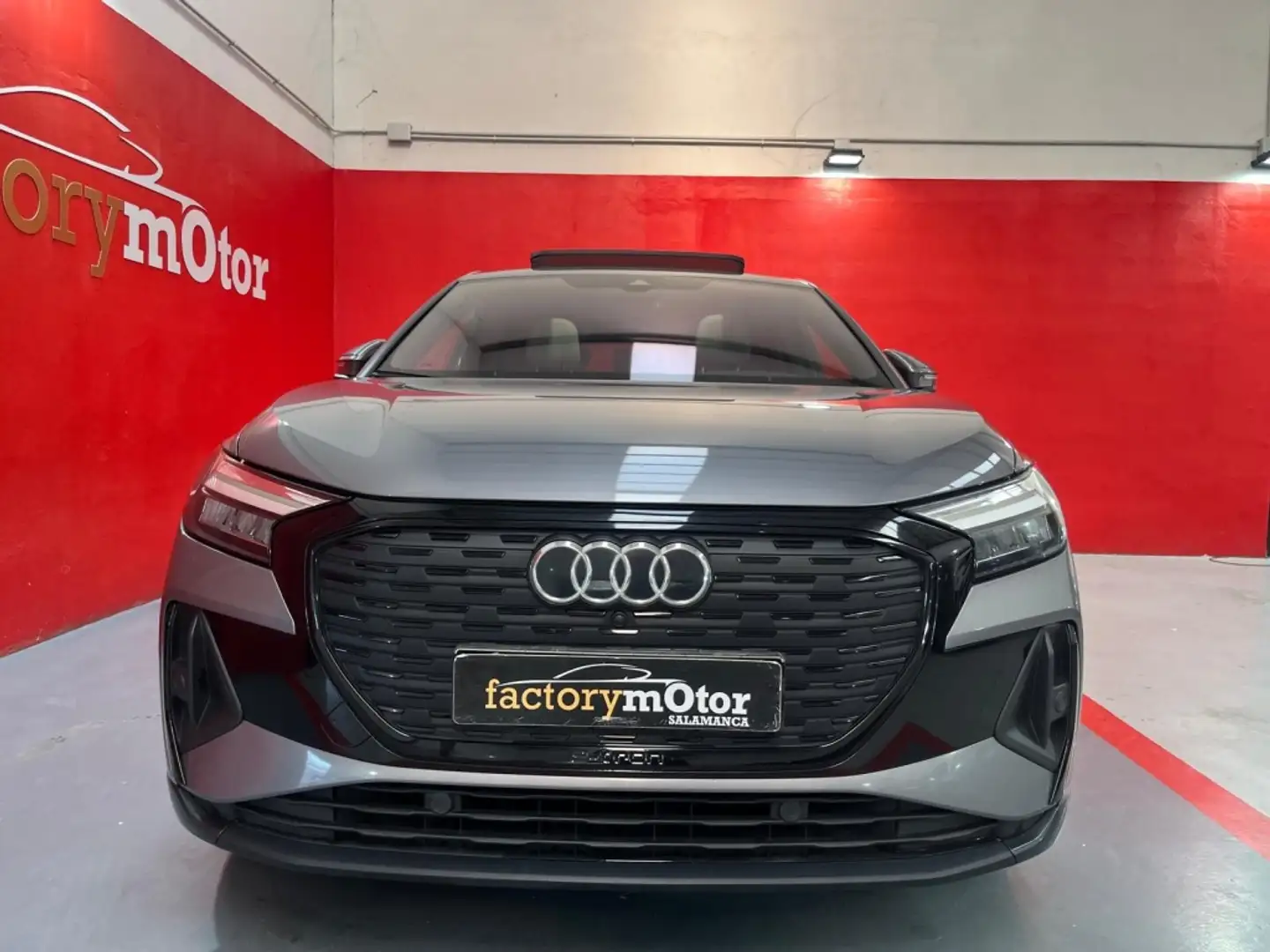 Audi Q4 e-tron Sportback 40 S-Line 82KWh Negro - 2