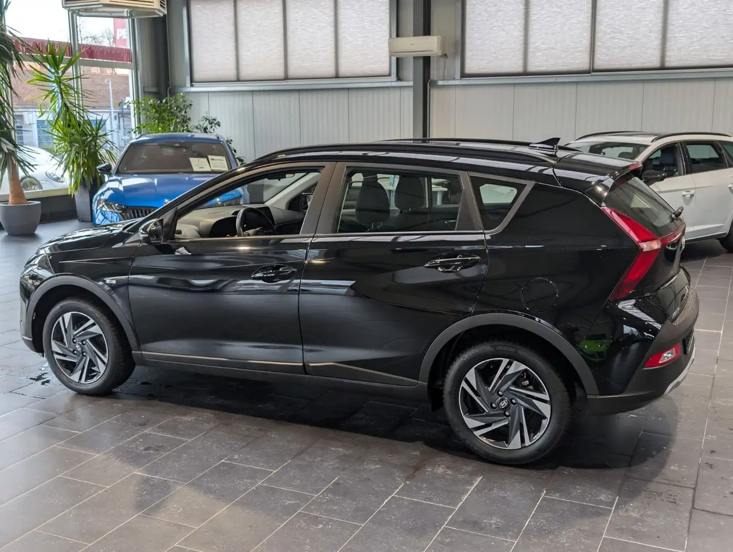 Hyundai BAYON 1.0 T-GDI 48V-Hybrid DCT Trend Noir - 2