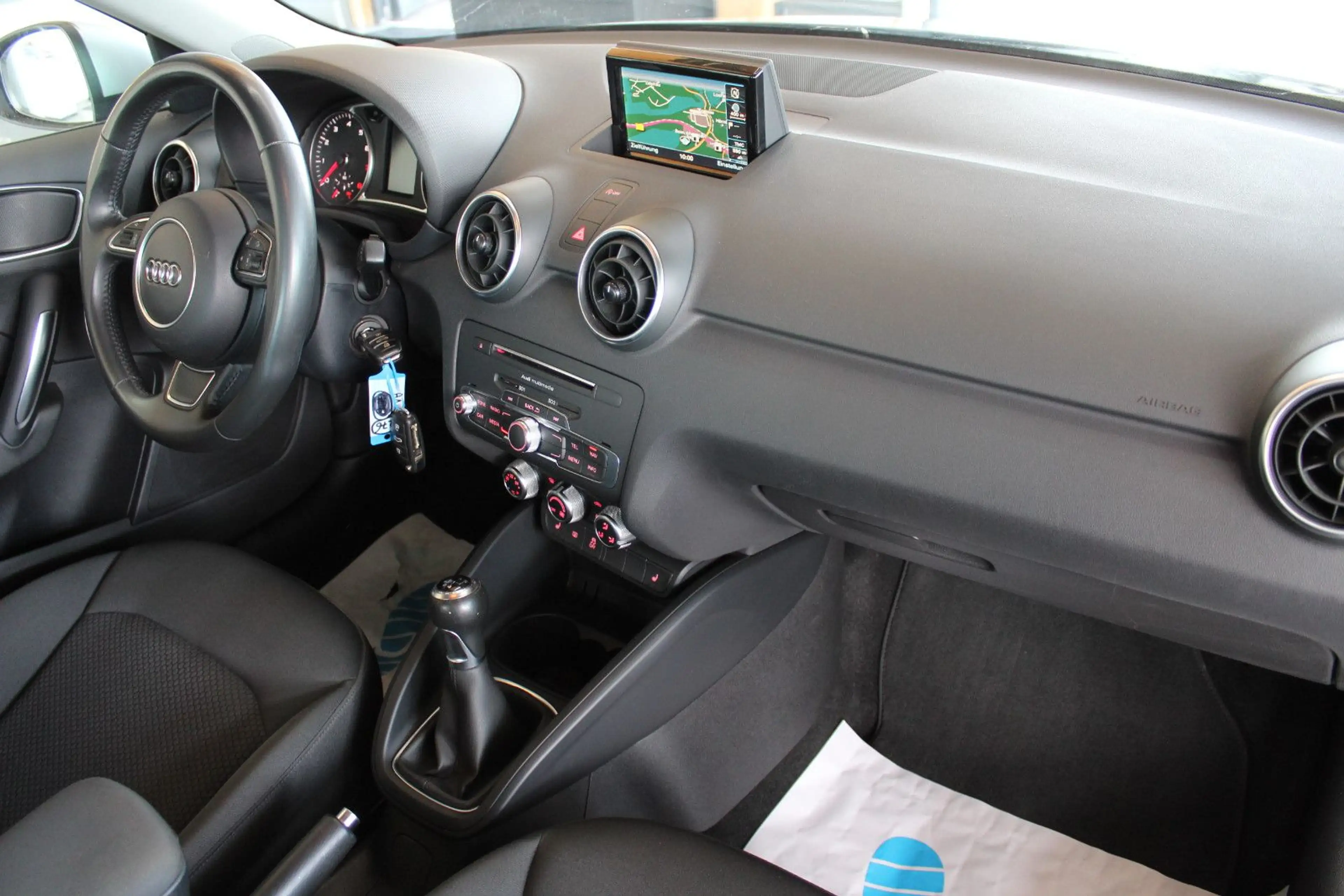Audi A1 Sportback 1.0 TFSI S line sport*NAVI*KLIMAUT. — photo 11