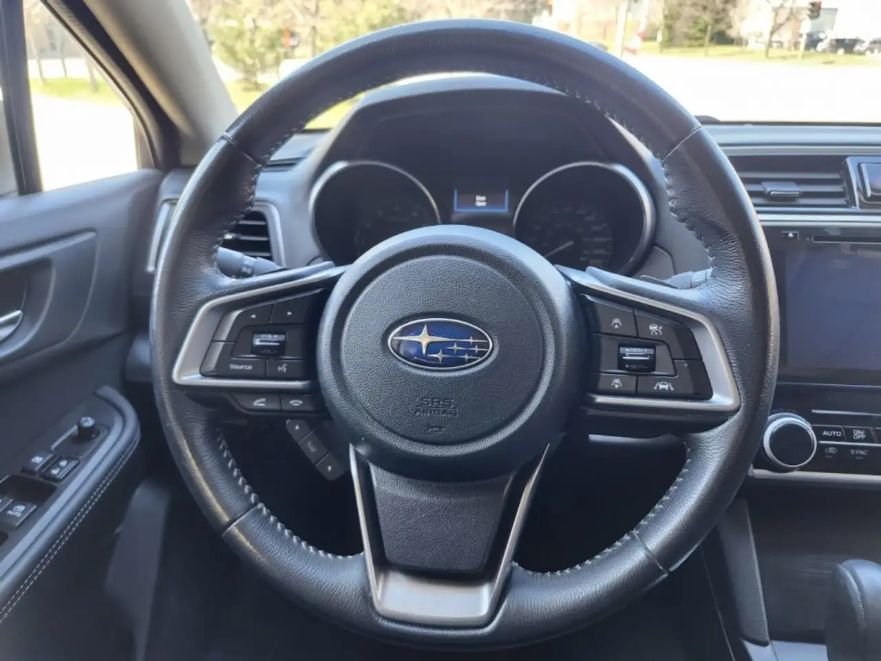 Subaru OUTBACK снимка Subaru OUTBACK