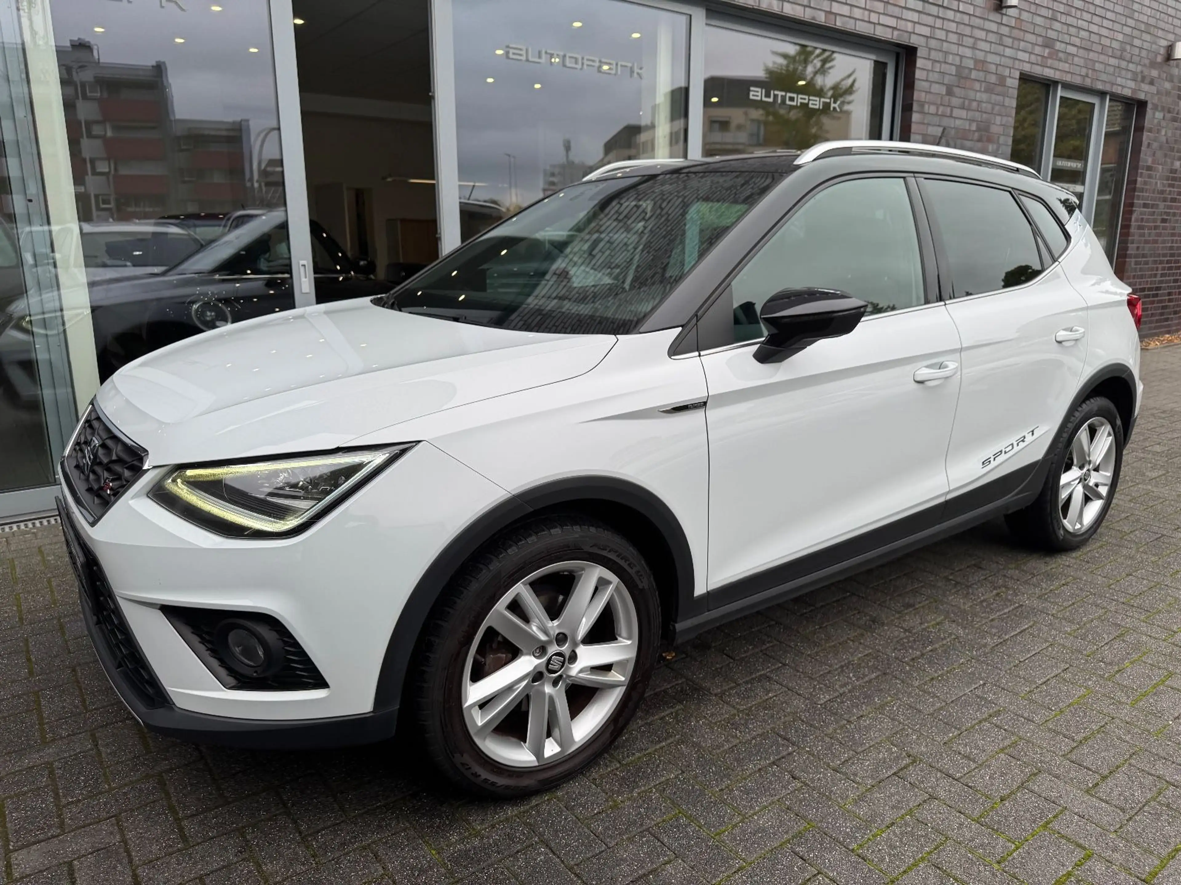 SEAT Arona 1.0 FR BEATS AUTOMATIK NAVI Full Link LED — photo 12