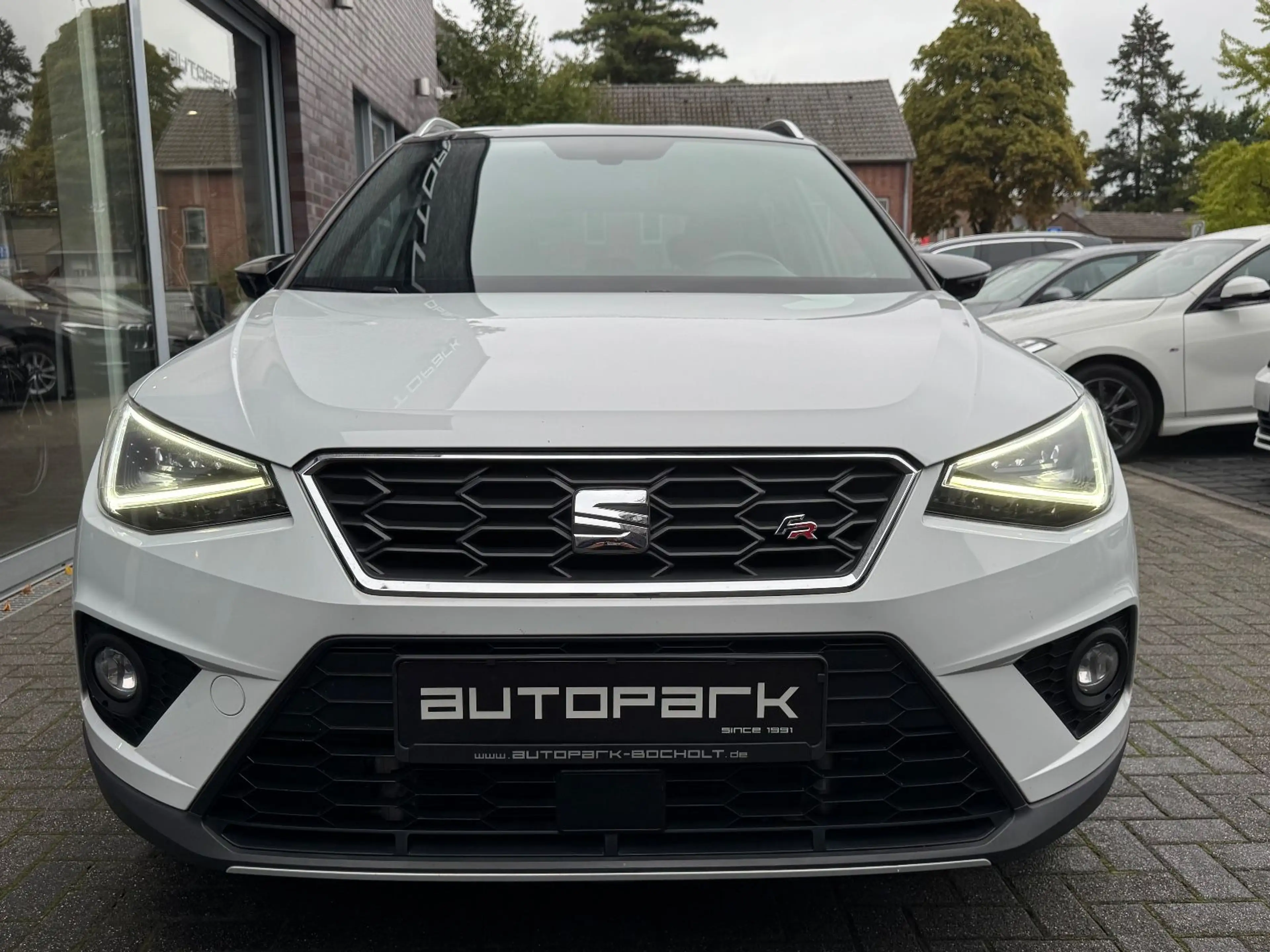 SEAT Arona 1.0 FR BEATS AUTOMATIK NAVI Full Link LED — photo 3