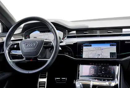 Annonce voiture d'occasion Audi S8 - CARADIZE