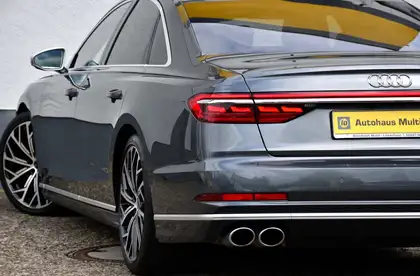 Annonce voiture d'occasion Audi S8 - CARADIZE