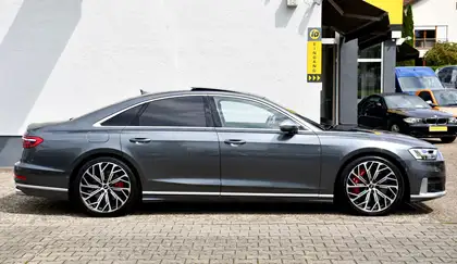 Annonce voiture d'occasion Audi S8 - CARADIZE