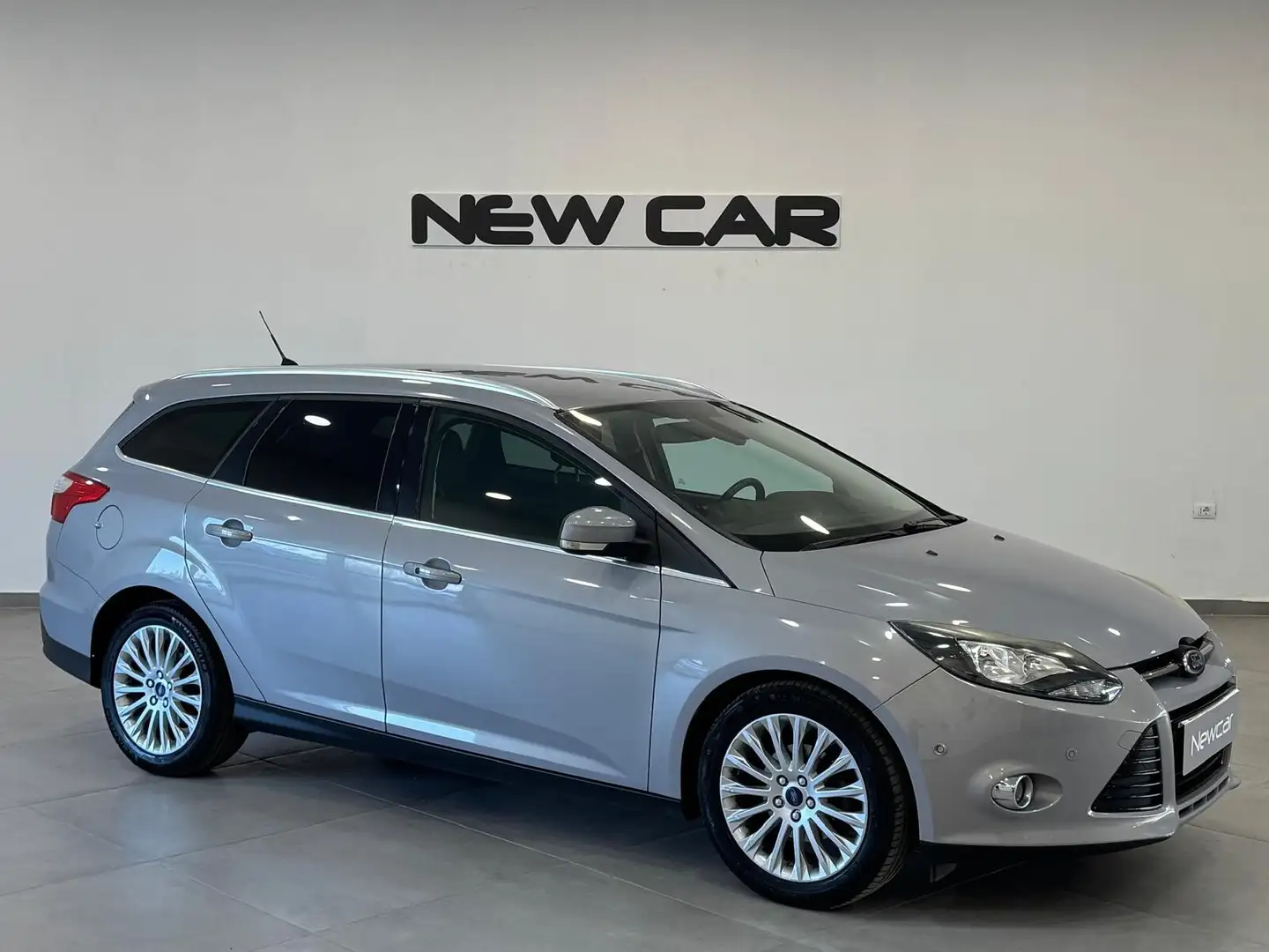 Ford Focus Focus 1.6 TDCi 115 CV SW Titanium Grigio - 1