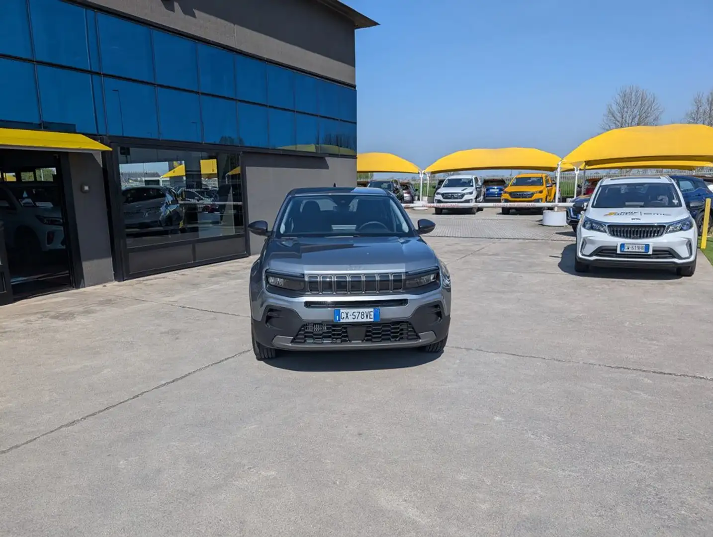 Jeep Avenger 1.2 Turbo Longitude100cv **KM0** OK NEOPATENTATI Gris - 2