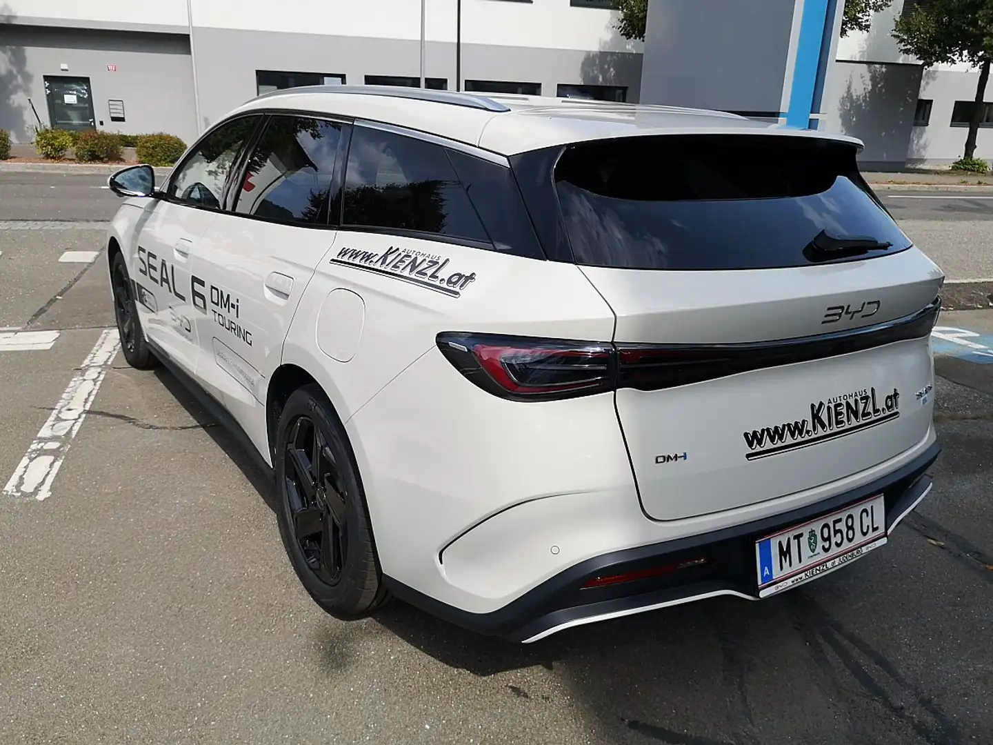 BYD Sonstige Seal 6 DM-i Touring Comfort Light Beige - 2