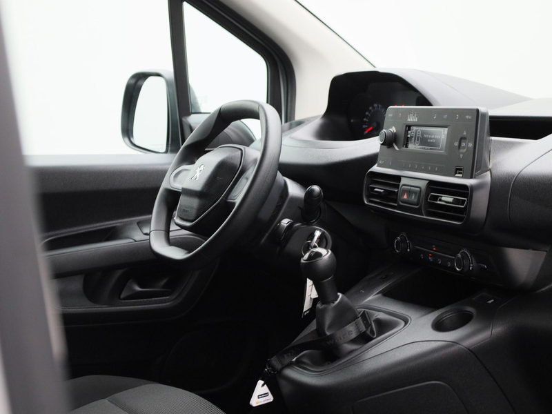Peugeot Partner 1.5 BHDi L1 Light 55kW Pro — photo 9
