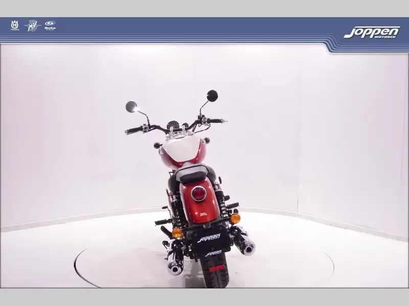 Royal Enfield Super Meteor 650 - foto 6