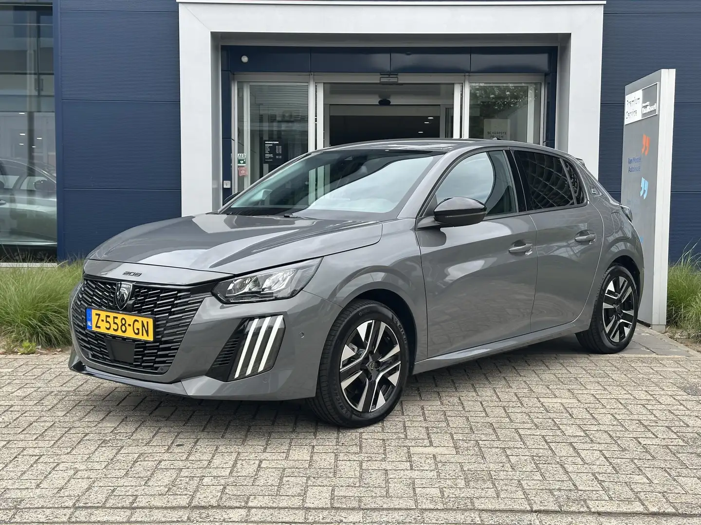 Peugeot e-208 EV Allure 51 kWh Grijs - 2